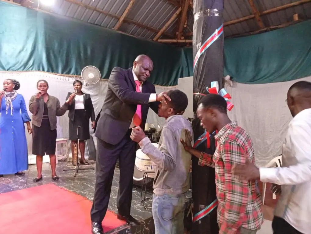 JAFAN Ministries en action - Apostle Kamedjieu en ministère
